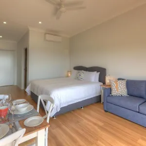 Atherton Motel Мотель
