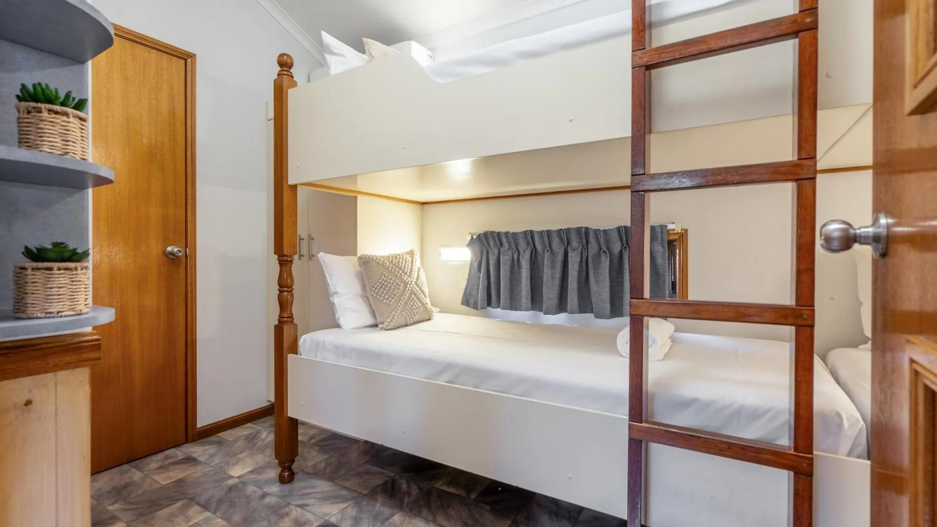 ****  Big4 Tasman Holiday Parks - South Mission Beach Australia